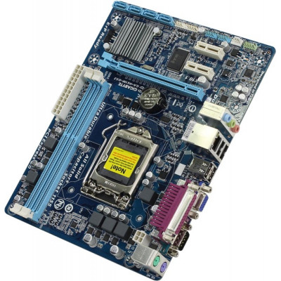 Материнская плата GIGABYTE  GA-H61M-DS2 GIGABYTE  Socket 1155 Intel H61 microATX DDR3 2